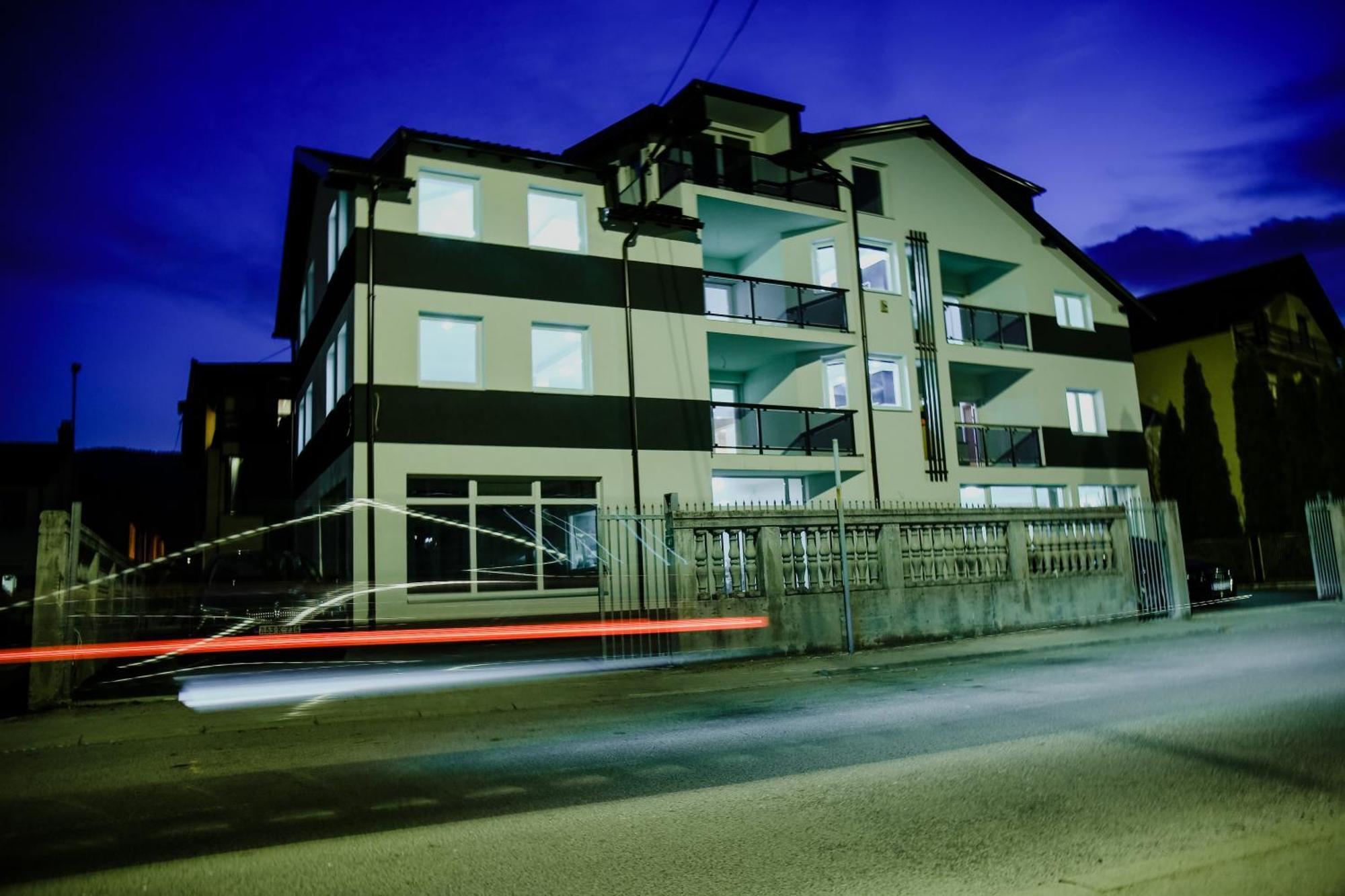 Deluxe Apartments SJJ Exterior photo